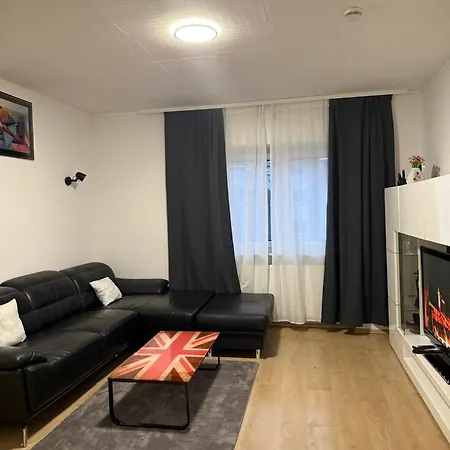 Appartement Guenstige, Zentrale Und Schoene In Wuppertal