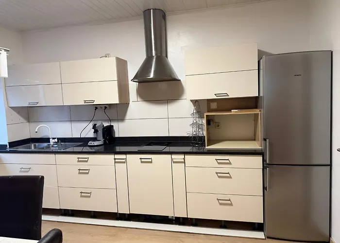 Guenstige, Zentrale Und Schoene In